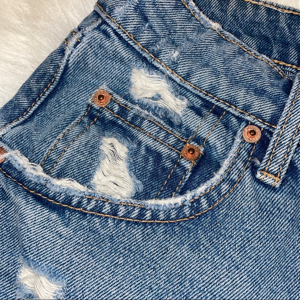Zara Ripped Denim High Waisted Mom Shorts - Picture 5 of 7